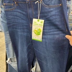 Beautiful celebrity pink jeans very soft súper streach Ready for you